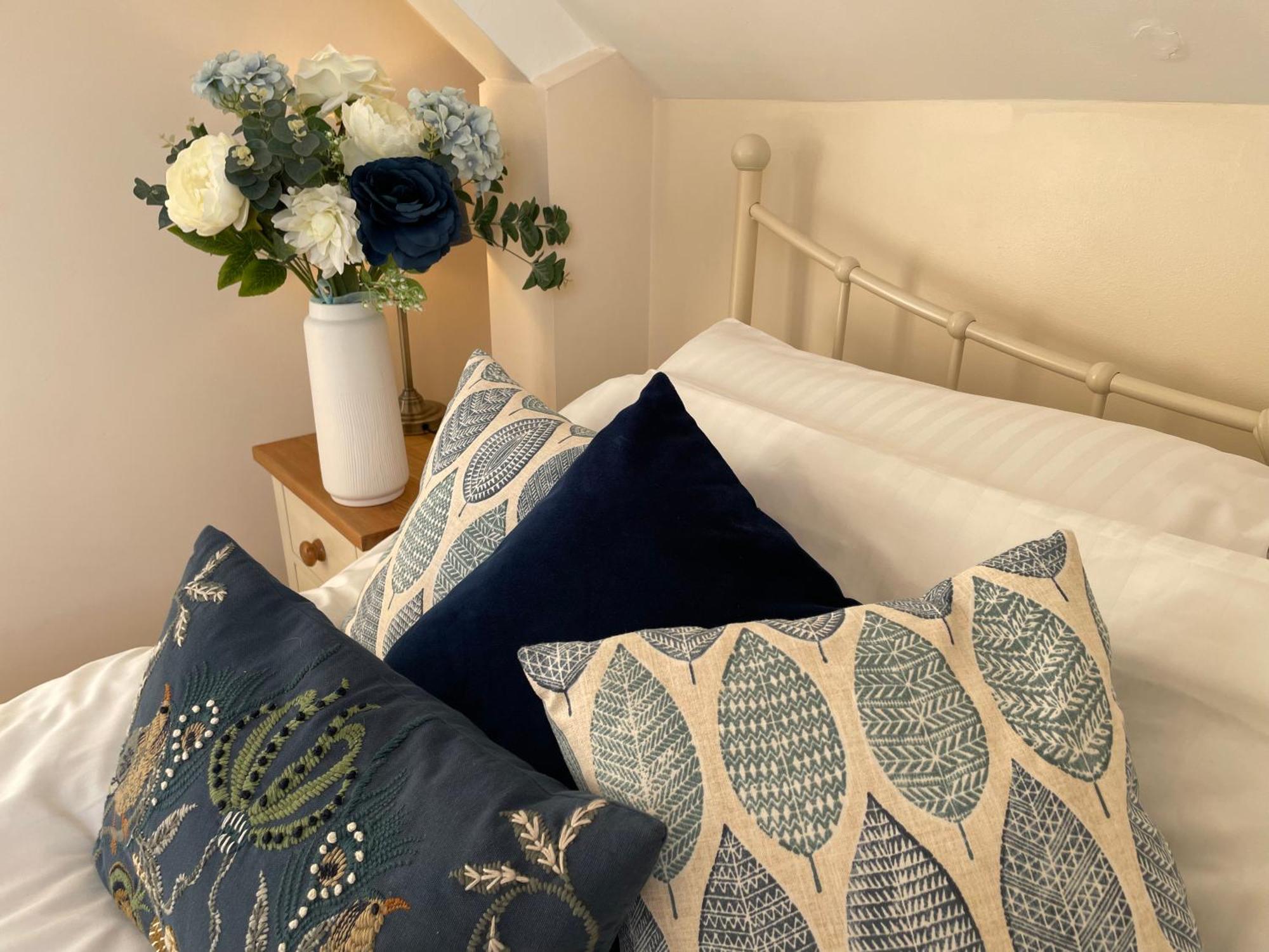 Crowthorne, Bookham Court Villa Дорчестър Екстериор снимка